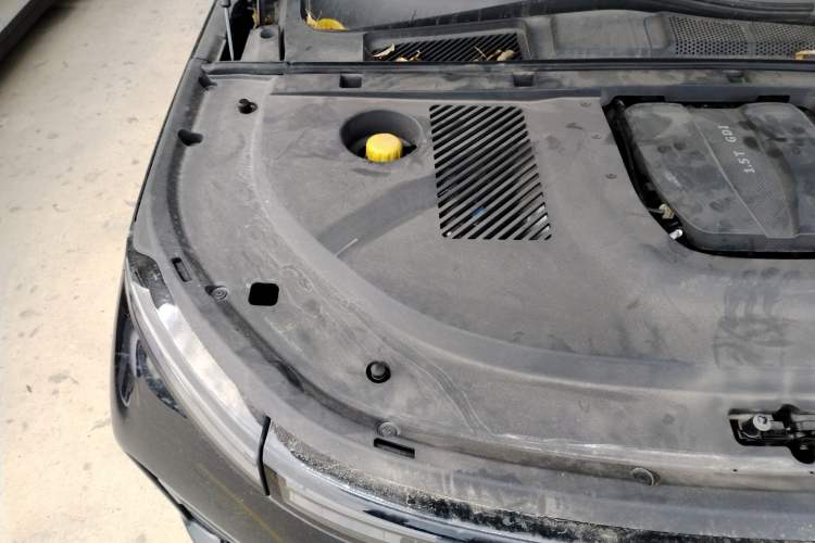 Used EXEED Star Era ET 2024 Range-Extended 200 Pro Engine Bay Right