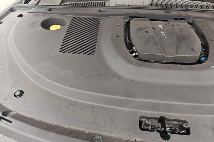 Used EXEED Star Era ET 2024 Range-Extended 200 Pro Engine Bay Right