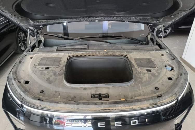 Used EXEED Star Era ET 2024 All-Electric 655 Ultra Engine Bay