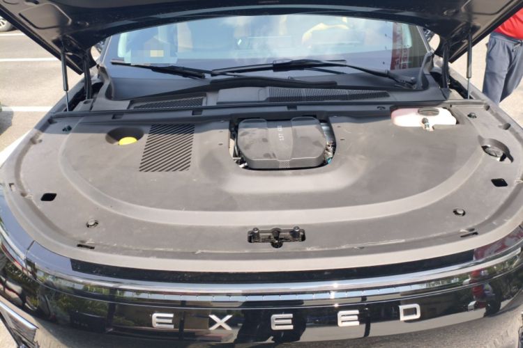 Used EXEED Star Era ET 2024 Range-Extended 200 Pro+ Engine Bay