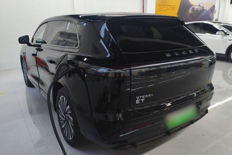 Used EXEED Star Era ET 2024 Extended-Range 240 Ultra All-Wheel Drive Exterior 2