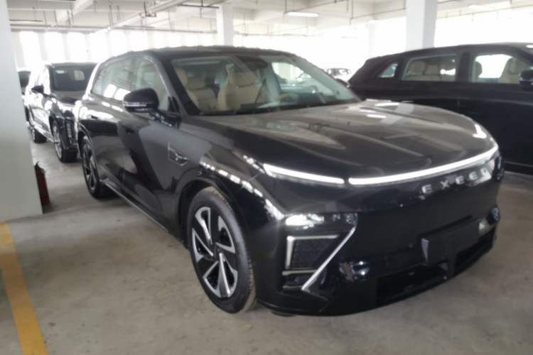 Used EXEED Star Era ET 2024 Range-Extended 200 Pro+ Exterior 2