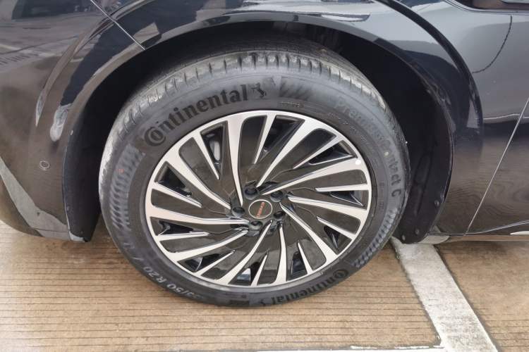 Used EXEED Star Era ET 2024 Extended-Range 240 Ultra All-Wheel Drive Exterior 7