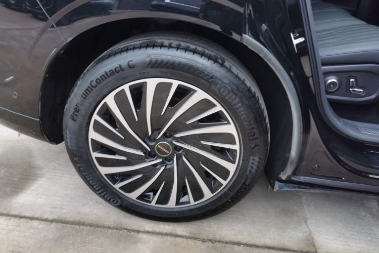 Used EXEED Star Era ET 2024 Extended-Range 240 Ultra All-Wheel Drive Exterior 8