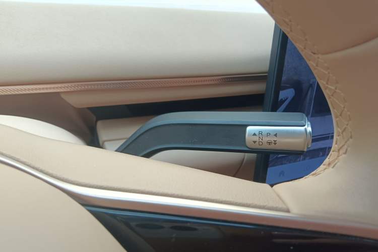 Used EXEED Star Era ET 2024 Range-Extended 200 Pro+ Gear Lever