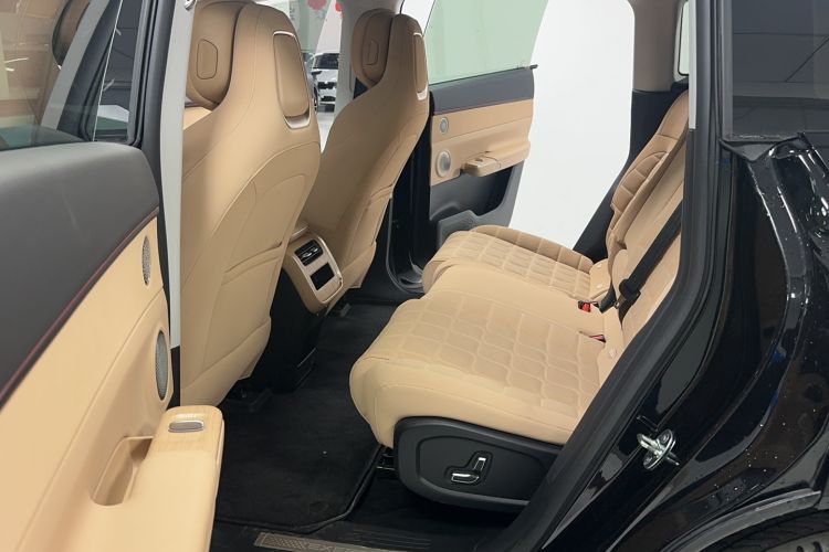 Used EXEED Star Era ET 2024 Range-Extended 200 Pro Interior 1