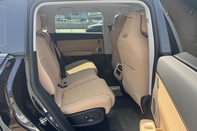 Used EXEED Star Era ET 2024 Range-Extended 200 Pro+ Interior 1
