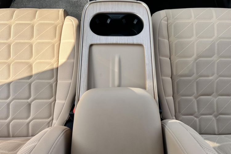 Used EXEED Star Era ET 2024 Range-Extended 200 Pro+ Interior 10