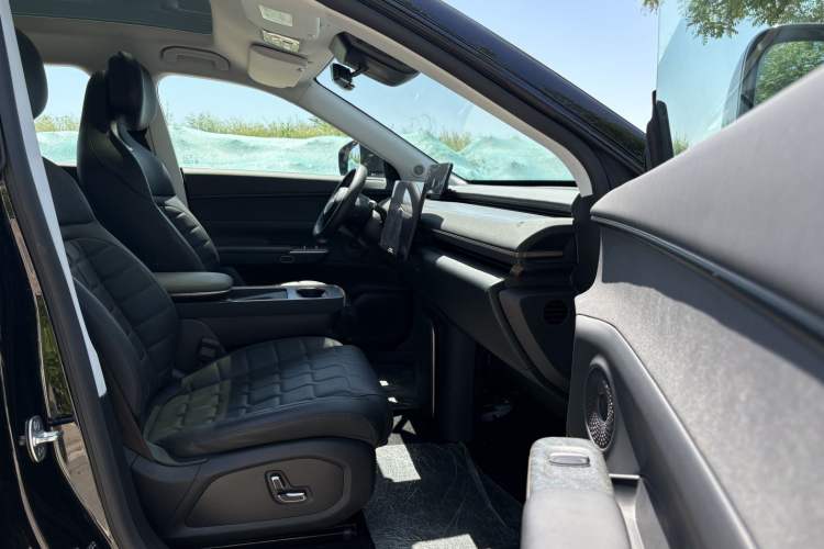 Used EXEED Star Era ET 2024 Range-Extended 200 Plus Interior 10