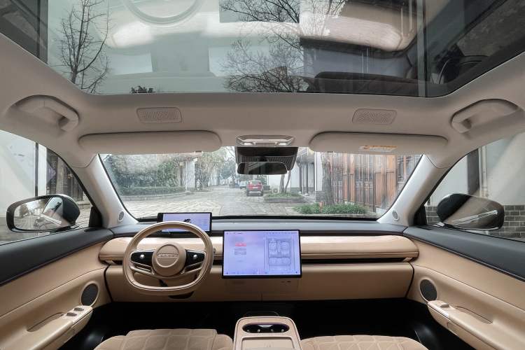 Used EXEED Star Era ET 2024 Range-Extended 200 Pro+ Interior 2
