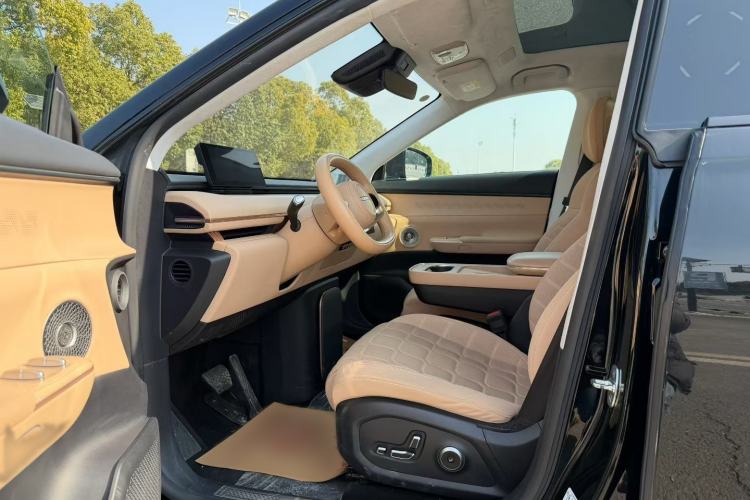 Used EXEED Star Era ET 2024 All-Electric 655 Ultra Interior 2