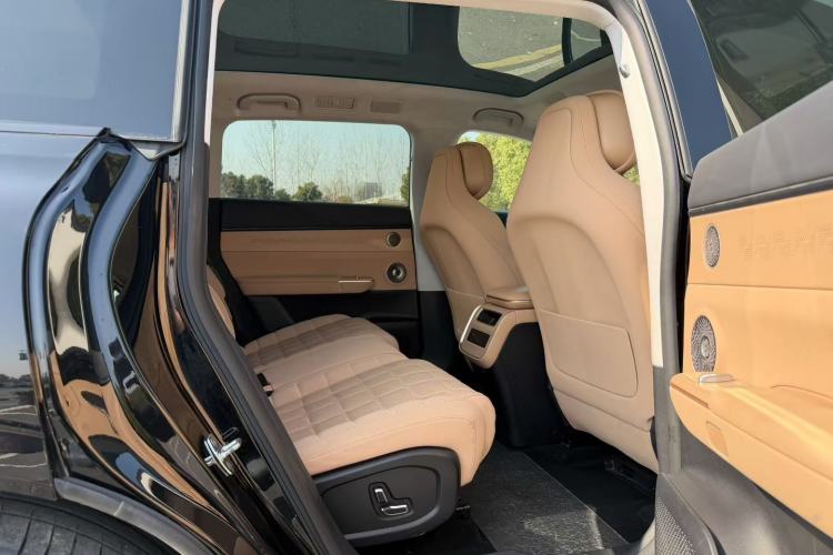 Used EXEED Star Era ET 2024 All-Electric 655 Ultra Interior 5