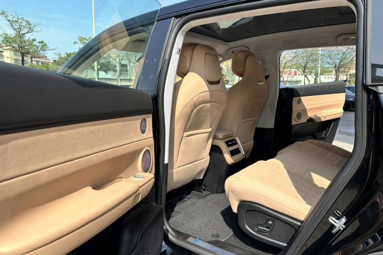 Used EXEED Star Era ET 2024 Range-Extended 200 Pro+ Interior 6