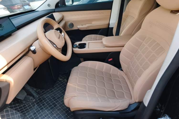 Used EXEED Star Era ET 2024 All-Electric 655 Ultra Left Front Seat