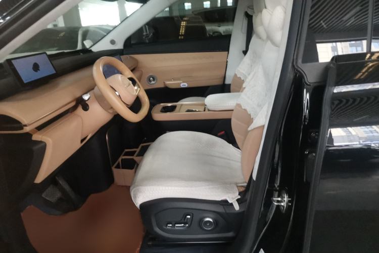Used EXEED Star Era ET 2024 All-Electric 655 Ultra Left Front Seat