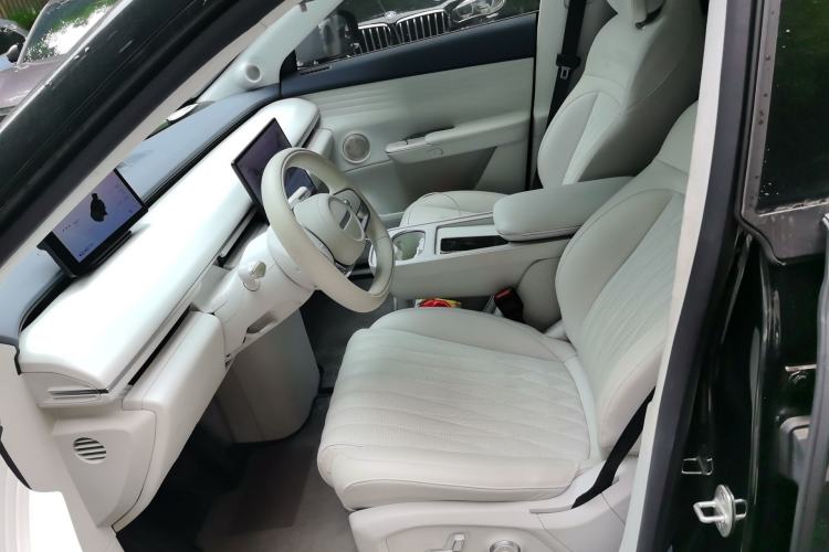 Used EXEED Star Era ET 2024 Extended-Range 240 Ultra All-Wheel Drive Left Front Seat