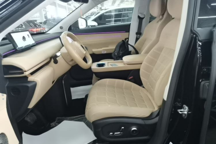 Used EXEED Star Era ET 2024 All-Electric 655 Ultra Left Front Seat