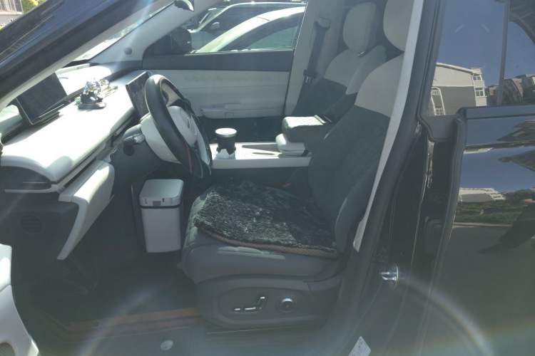 Used EXEED Star Era ET 2024 All-Electric 655 Ultra Left Front Seat