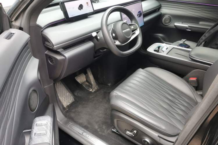 Used EXEED Star Era ET 2024 Extended-Range 240 Ultra All-Wheel Drive Left Front Seat