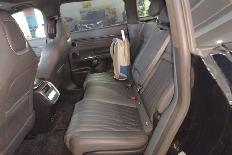 Used EXEED Star Era ET 2024 Extended-Range 240 Ultra All-Wheel Drive Left Rear Seat