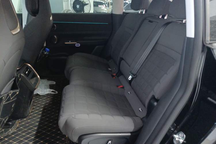 Used EXEED Star Era ET 2024 Range-Extended 200 Pro Left Rear Seat