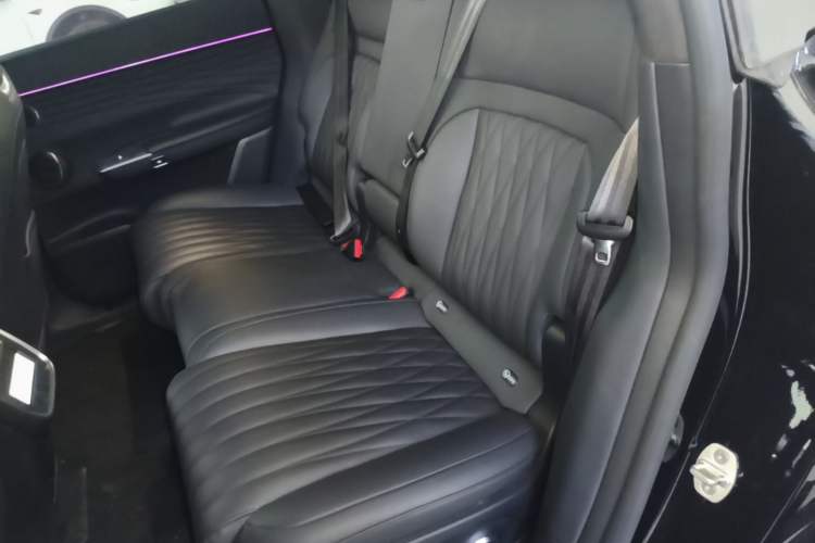 Used EXEED Star Era ET 2024 Extended-Range 240 Ultra All-Wheel Drive Left Rear Seat