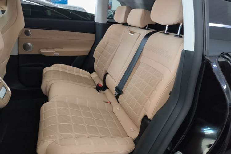 Used EXEED Star Era ET 2024 All-Electric 655 Ultra Left Rear Seat