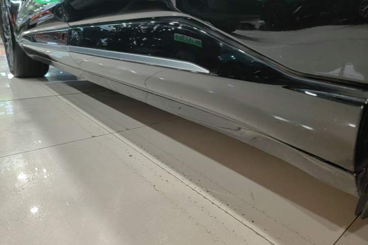 Used EXEED Star Era ET 2024 Extended-Range 240 Ultra All-Wheel Drive Left Side Sill