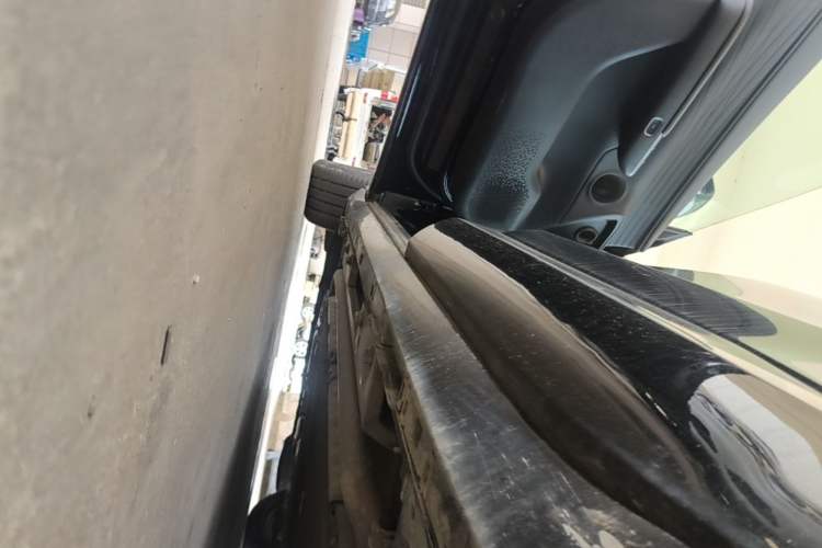 Used EXEED Star Era ET 2024 Extended-Range 240 Ultra All-Wheel Drive Left Side Sill