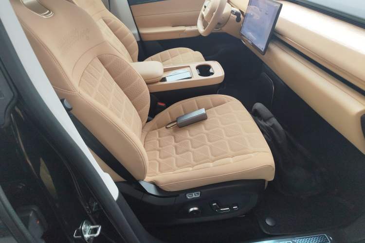 Used EXEED Star Era ET 2024 Range-Extended 200 Pro+ Right Front Seat