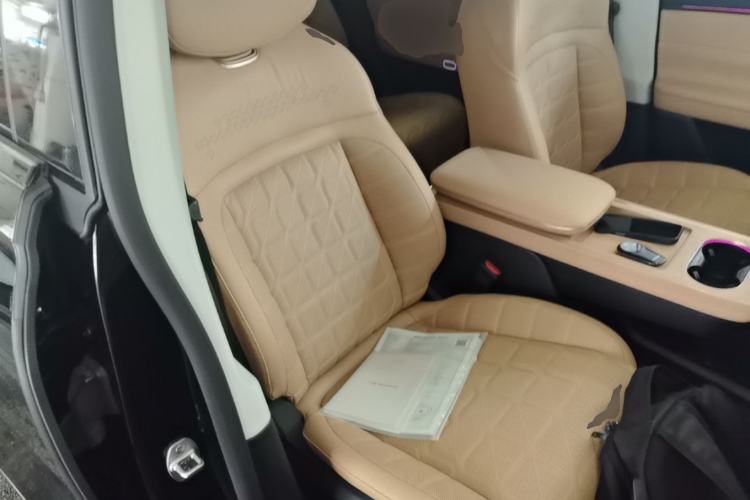 Used EXEED Star Era ET 2024 Range-Extended 200 Plus Right Front Seat