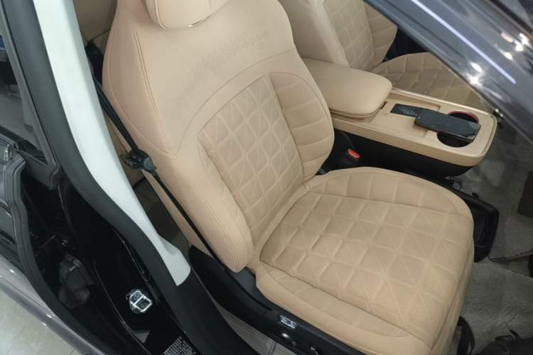 Used EXEED Star Era ET 2024 Range-Extended 200 Pro Right Front Seat