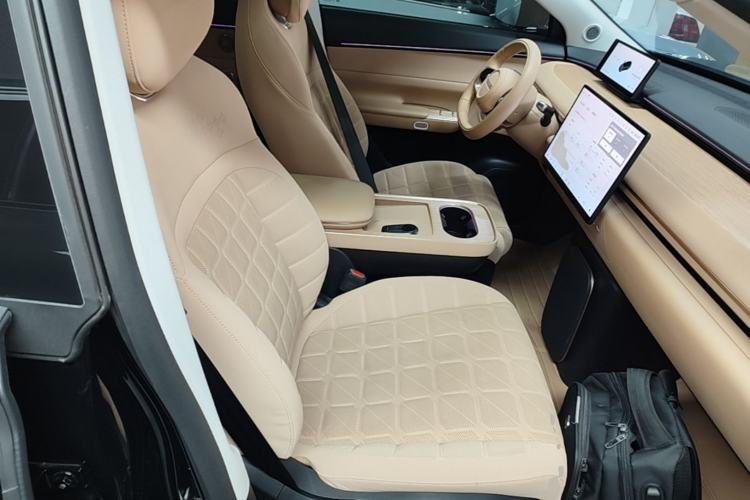 Used EXEED Star Era ET 2024 Range-Extended 200 Pro Right Front Seat