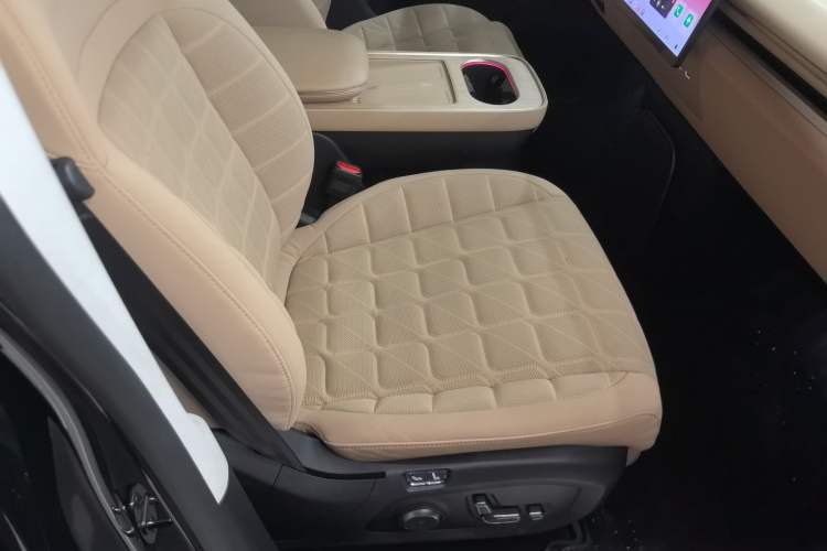 Used EXEED Star Era ET 2024 Pure Electric 625 Pro Right Front Seat