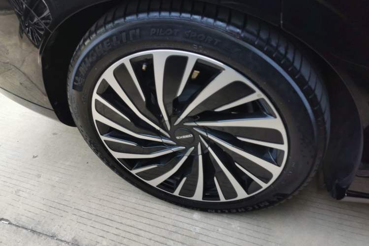 Used EXEED Star Era ET 2024 All-Electric 655 Ultra Right Rear Wheel Hub