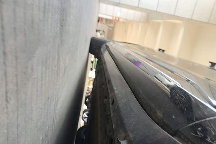 Used EXEED Star Era ET 2024 Extended-Range 240 Ultra All-Wheel Drive Right Side Sill