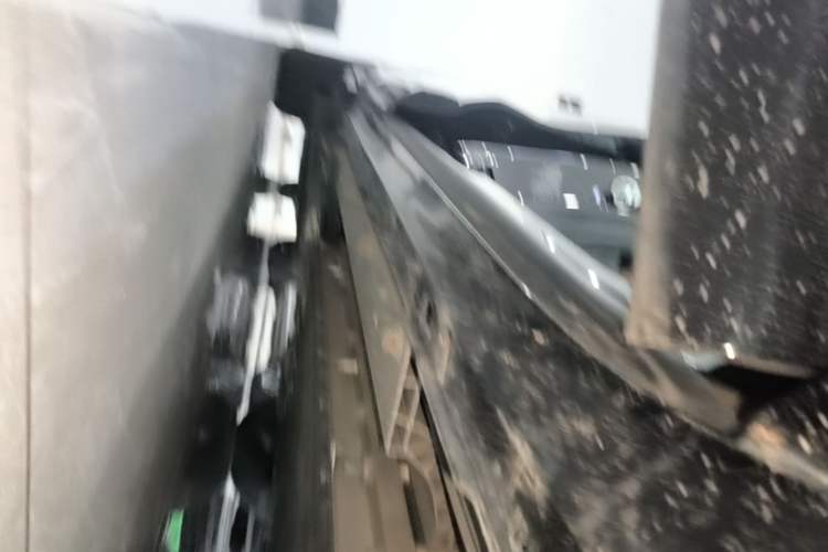 Used EXEED Star Era ET 2024 Range-Extended 200 Pro Right Side Sill