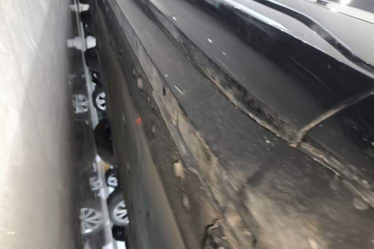 Used EXEED Star Era ET 2024 All-Electric 655 Ultra Right Side Sill