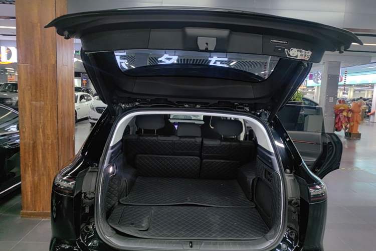 Used EXEED Star Era ET 2024 Range-Extended 200 Pro Trunk