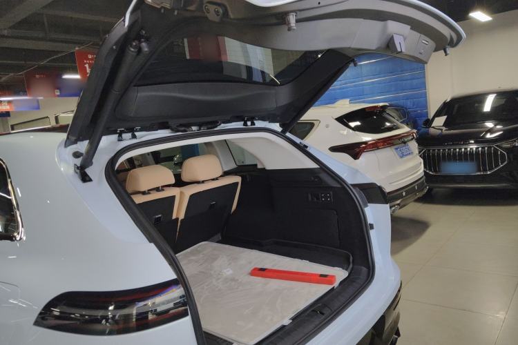 Used EXEED Star Era ET 2024 Range-Extended 200 Pro Trunk