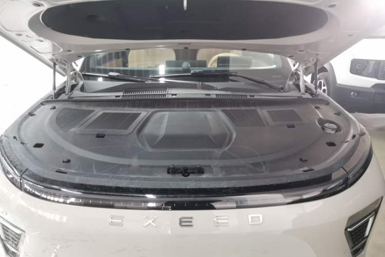 Used EXEED Star Era ET 2024 Extended-Range 240 Ultra All-Wheel Drive Engine Bay
