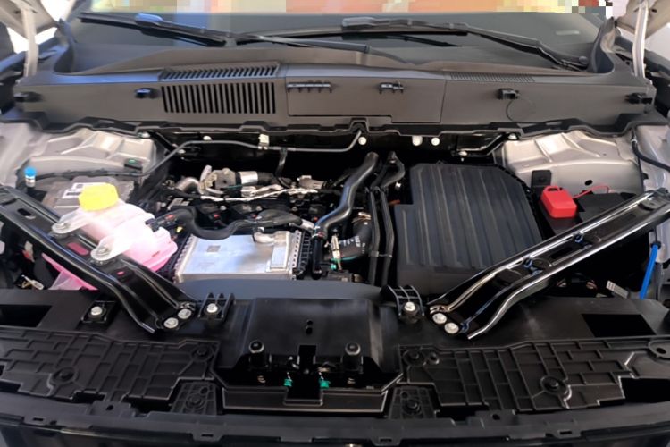 Used EXEED Star Era ET 2024 Range-Extended 240 Max All-Wheel Drive Engine Bay