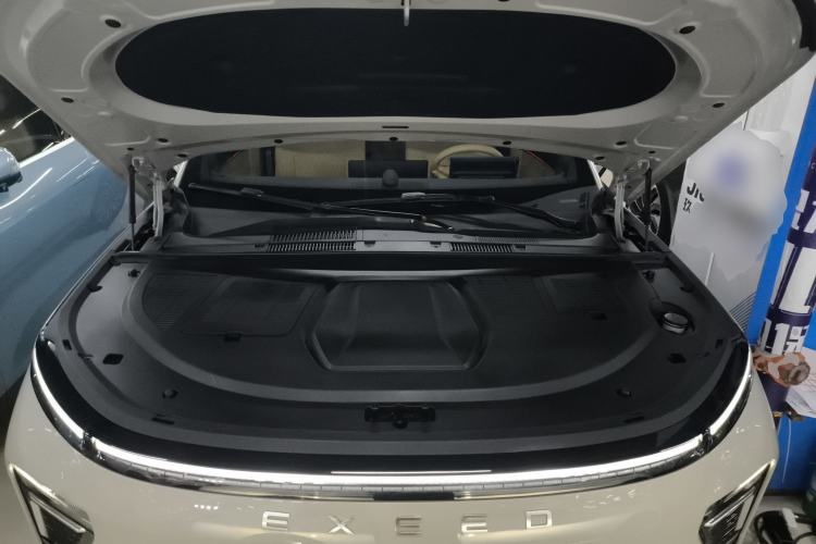 Used EXEED Star Era ET 2024 Extended-Range 240 Ultra All-Wheel Drive Engine Bay