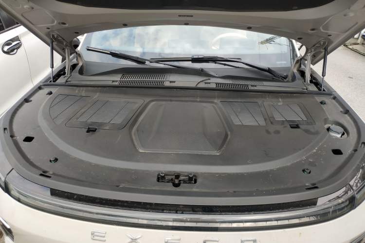 Used EXEED Star Era ET 2024 Extended-Range 240 Ultra All-Wheel Drive Engine Bay