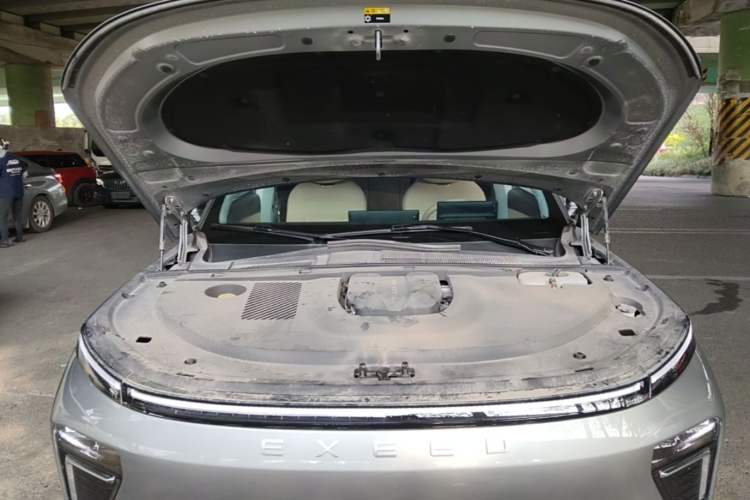Used EXEED Star Era ET 2024 Range-Extended 200 Pro+ Engine Bay