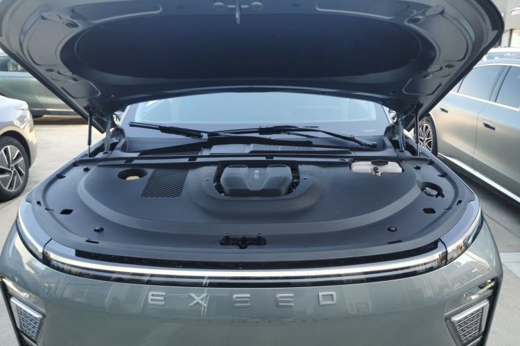 Used EXEED Star Era ET 2024 Range-Extended 200 Pro+ Engine Bay