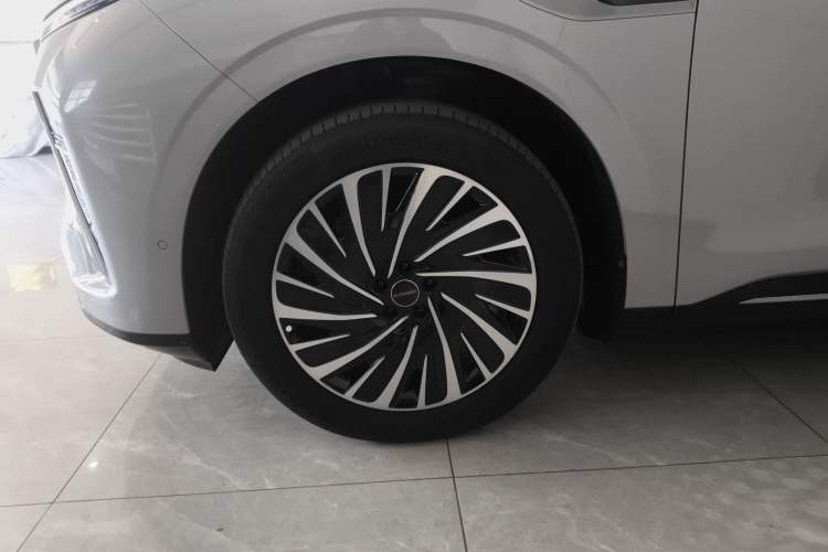 Used EXEED Star Era ET 2024 Extended-Range 240 Ultra All-Wheel Drive Exterior 3