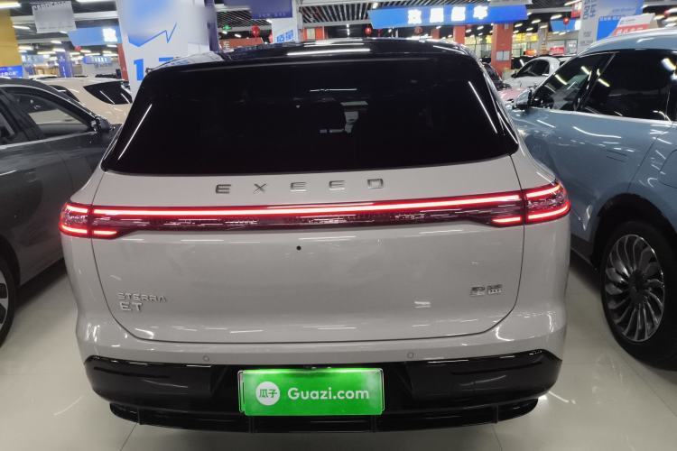 Used EXEED Star Era ET 2024 Extended-Range 240 Ultra All-Wheel Drive Exterior 4