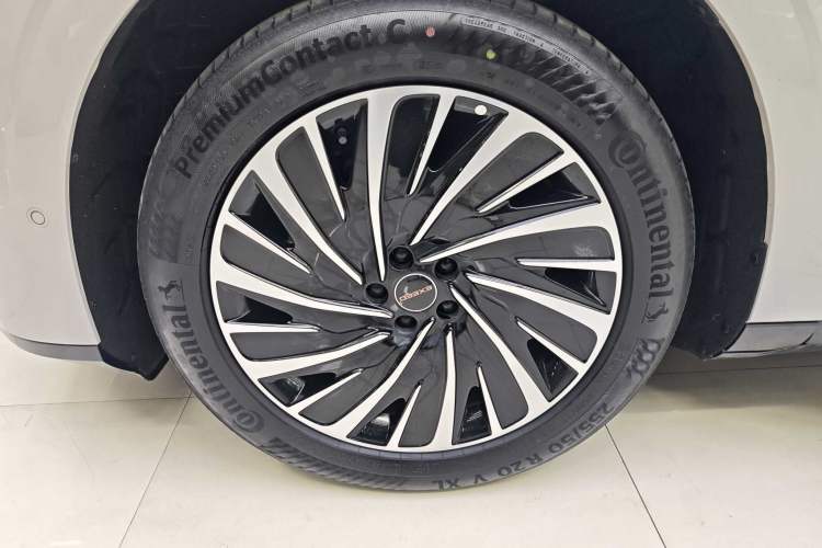 Used EXEED Star Era ET 2024 Extended-Range 240 Ultra All-Wheel Drive Exterior 7