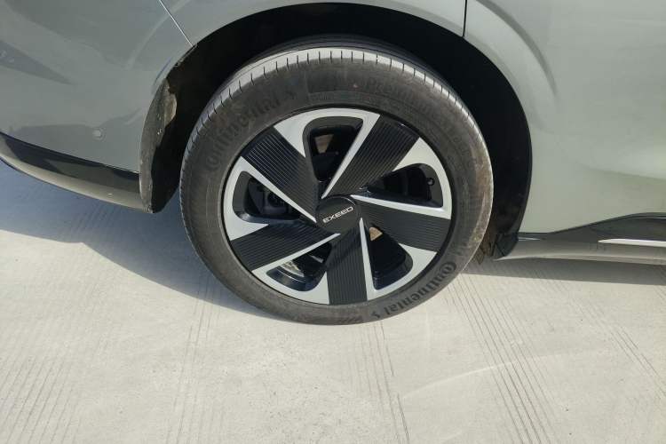 Used EXEED Star Era ET 2024 Range-Extended 200 Pro Exterior 8
